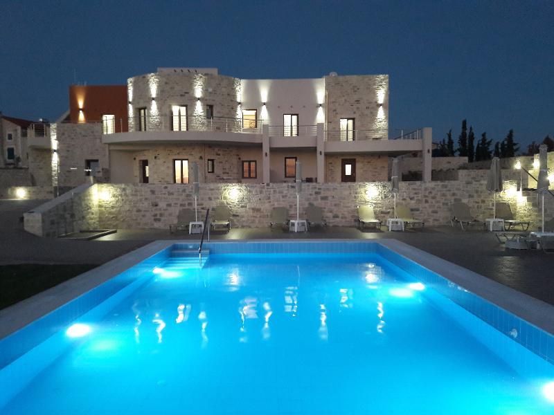 Orelia Cretan Villas & Deluxe Apartments Камиларион Экстерьер фото