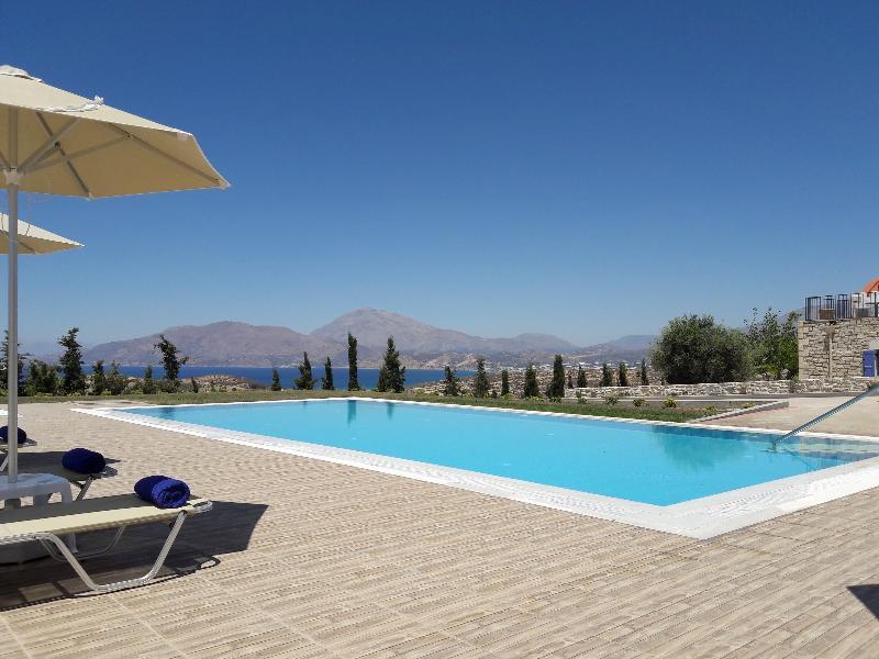 Orelia Cretan Villas & Deluxe Apartments Камиларион Экстерьер фото