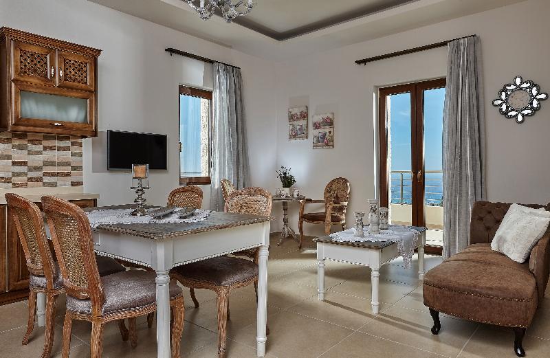 Orelia Cretan Villas & Deluxe Apartments Камиларион Экстерьер фото