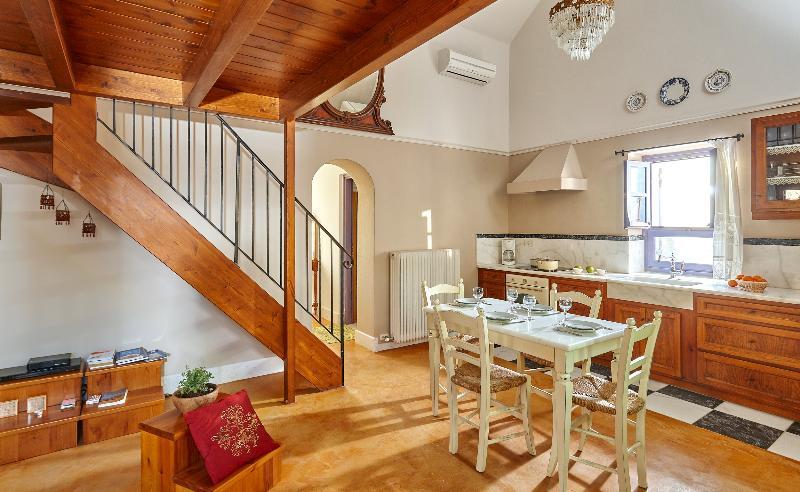 Orelia Cretan Villas & Deluxe Apartments Камиларион Экстерьер фото